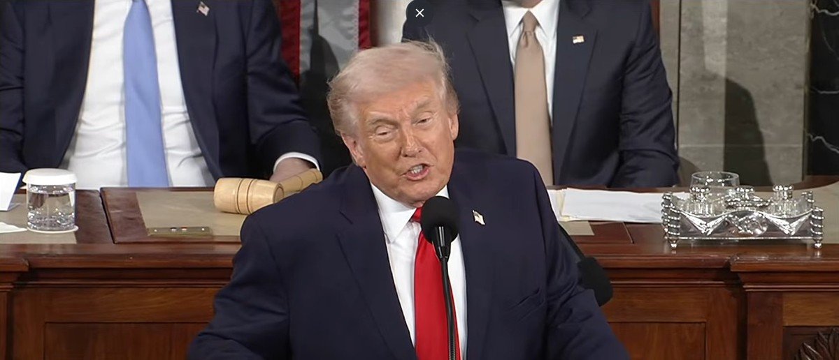 Trump diz que vai aceitar ajuda de qualquer país no conflito contra o Irã