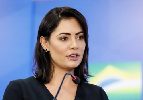 Michelle Bolsonaro deve se reunir com Alexandre de Moraes nesta segunda-feira
