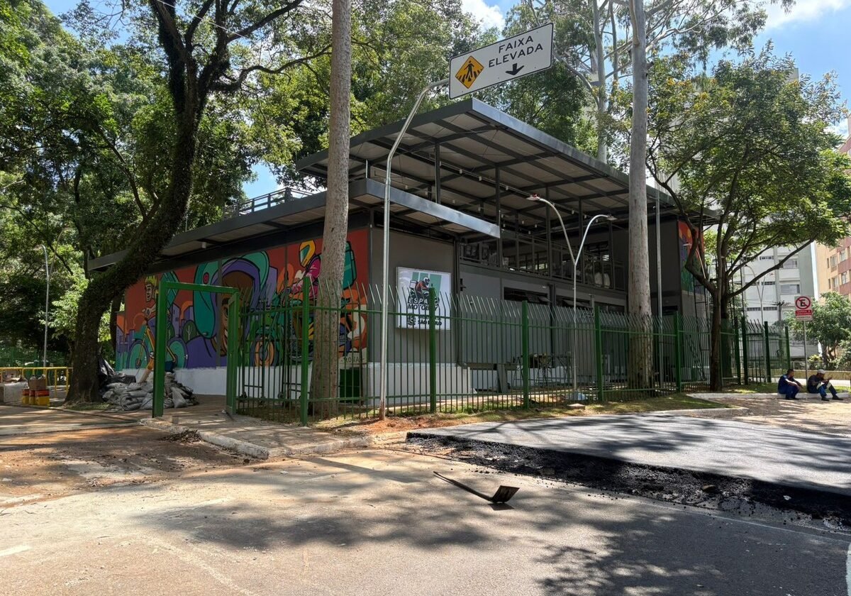 Prefeitura promete entregar em abril espaço para motoboys e entregadores na Avenida Paulista