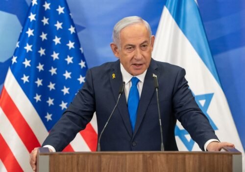 Netanyahu afirma que cessar-fogo com o Irã pode acabar 'em breve' e apoia bloqueio em Ormuz