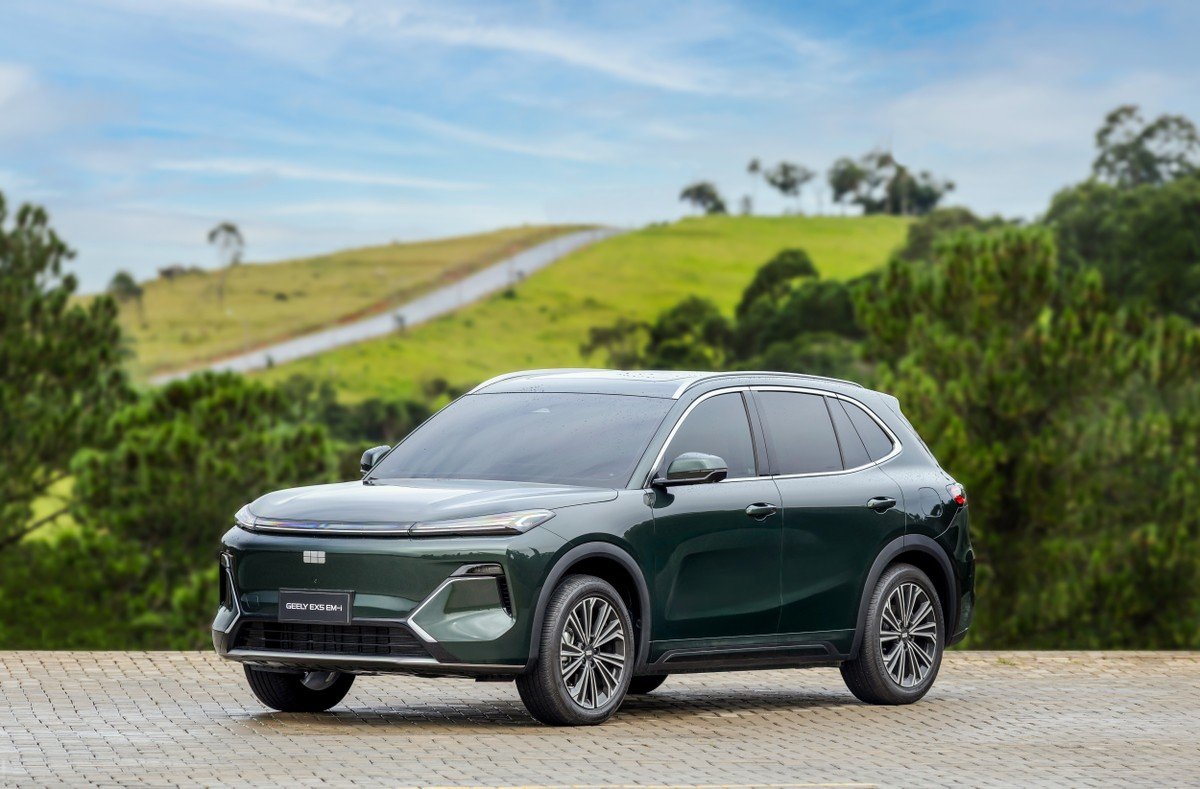 Geely lança EX5 EM-i plug-in híbrido em três versões e com produção nacional em breve
