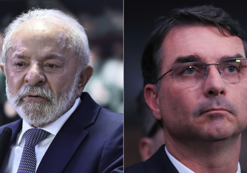 Ataques entre aliados de Lula e Flávio Bolsonaro se intensificam nas redes a seis meses da eleição