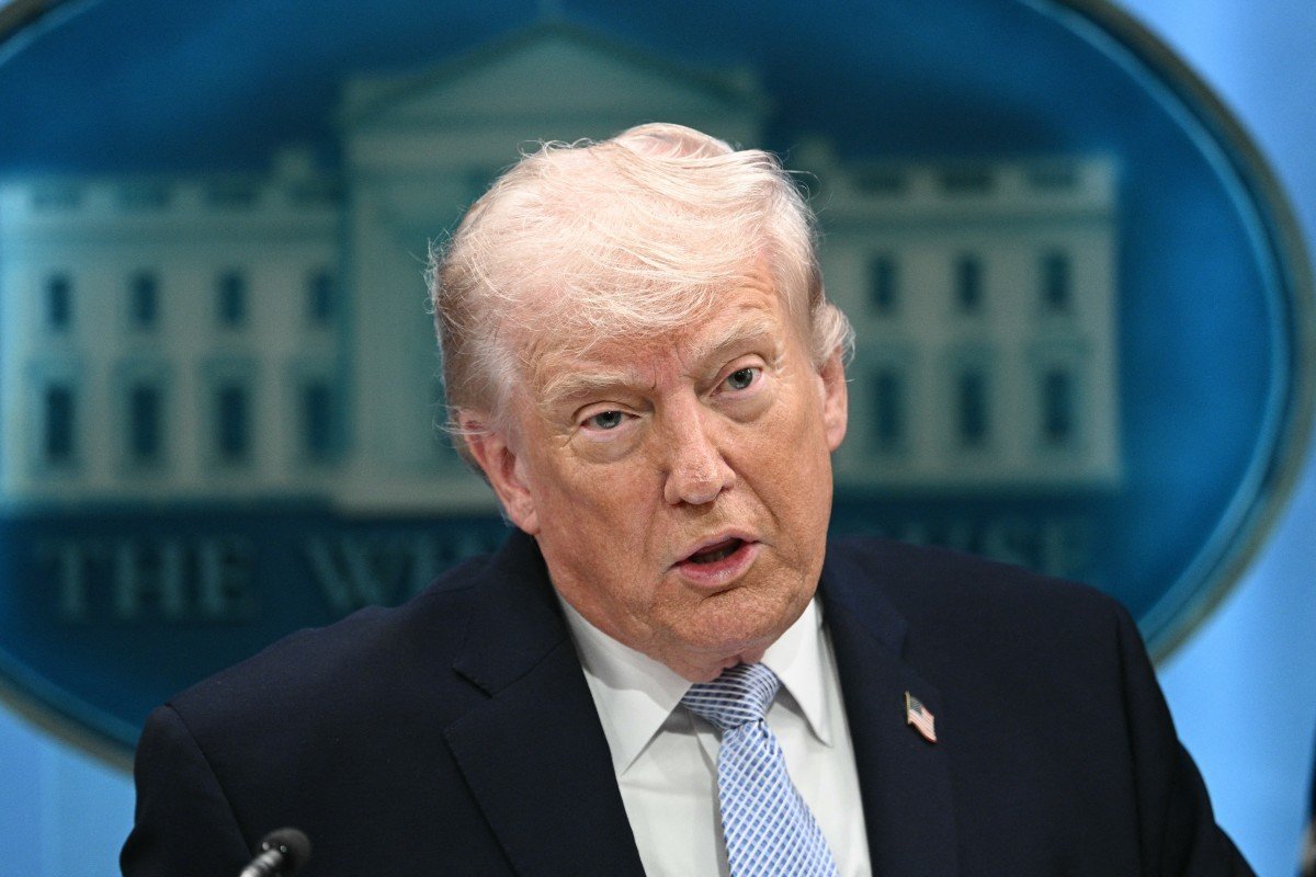 Trump diz que rejeitou proposta do Irã para reabrir Estreito de Ormuz