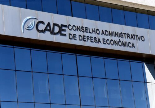 Cade abre processo contra Google para investigar suposto abuso de uso de IA