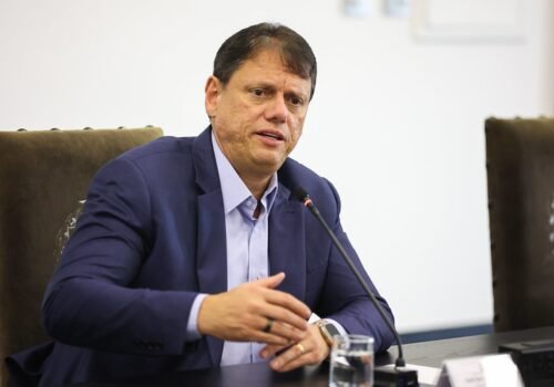 Tarcísio defende reforma política e diz que 'reeleição está fazendo mal para o Brasil'