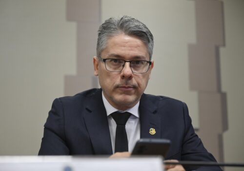 Após rejeição de relatório, Alessandro Vieira diz: 'em uma democracia, é preciso respeitar o resultado'