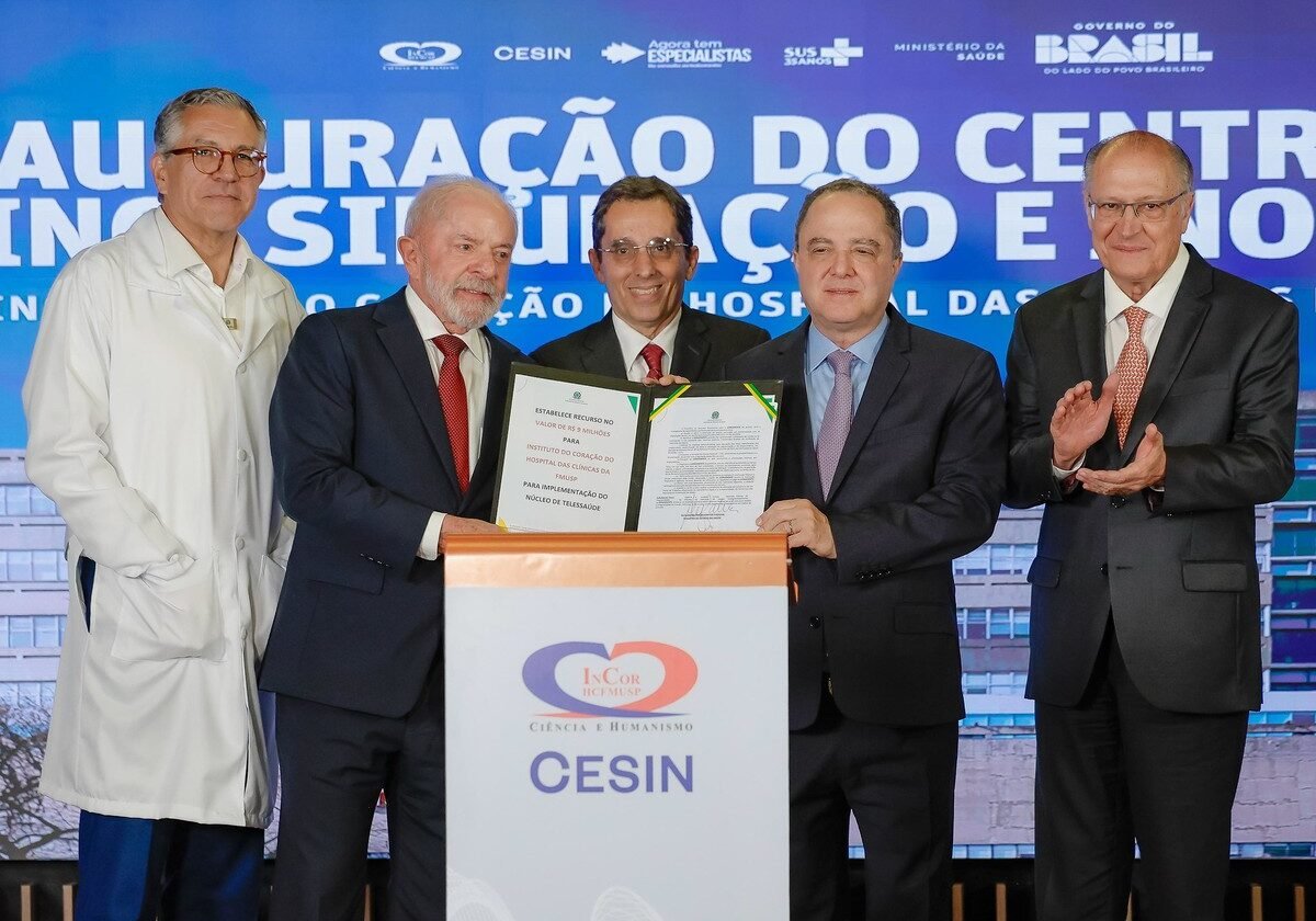 Lula sanciona lei que amplia acesso a terapias avançadas contra o câncer no SUS