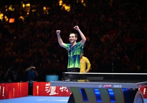 Hugo Calderano vai a semifinal e já garante medalha na Copa do Mundo de tênis de mesa