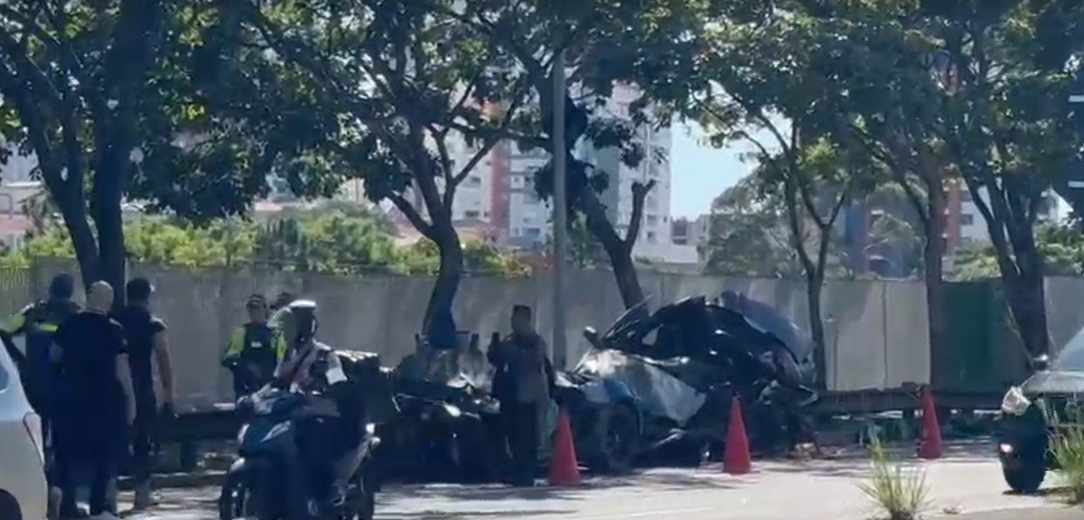 'Só vi meu amigo inconsciente', diz passageiro de carro atingido por Porsche na Radial Leste, em SP