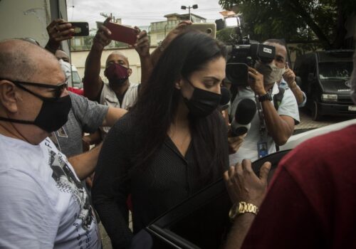 Justiça do Rio mantém prisão de Monique Medeiros após audiência de custódia