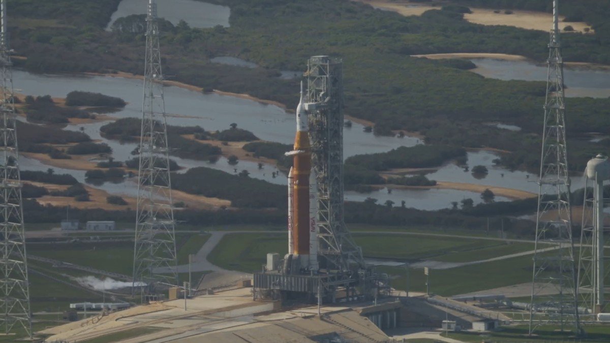 Artemis II decola e marca retorno de missões tripuladas à órbita da Lua; acompanhe ao vivo