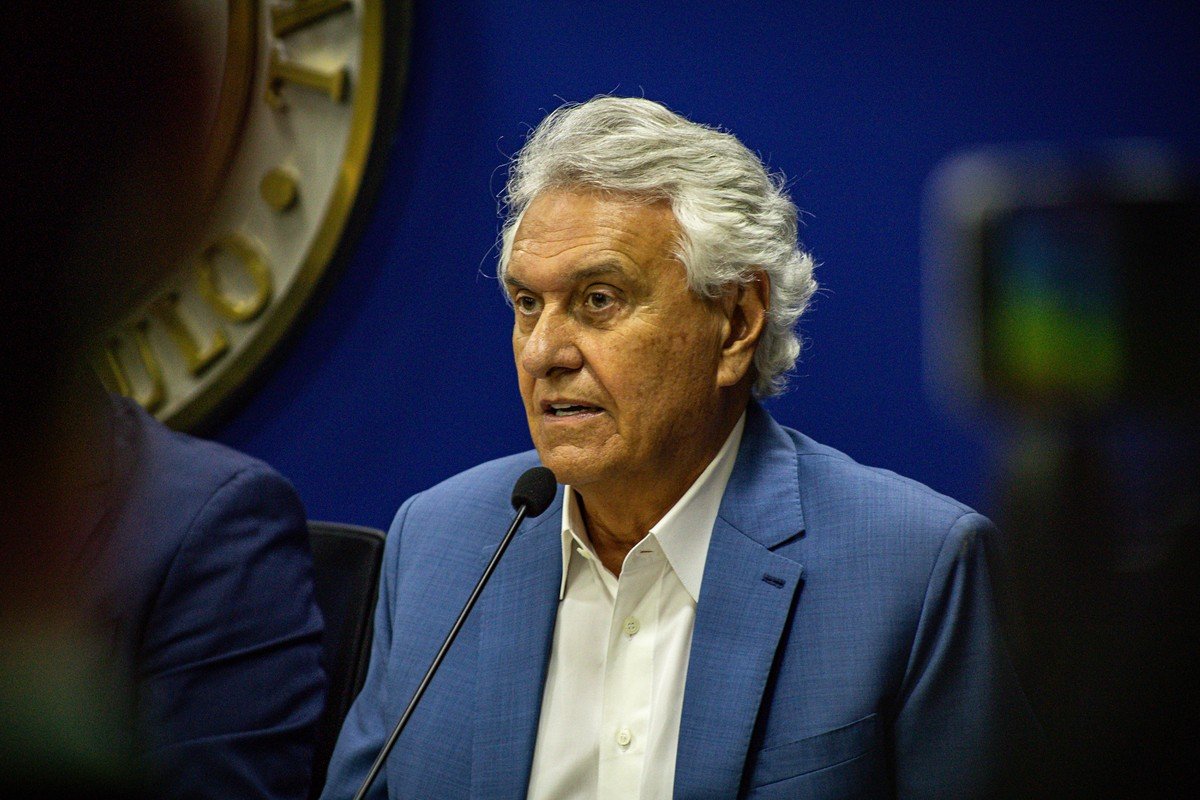 A plateia de prefeitos em SP, Caiado promete rever reforma tributária