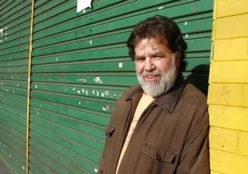 Morre, aos 78 anos, o jornalista e biógrafo Toninho Vaz