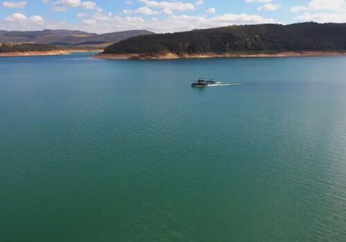 Mais de 100 pessoas são presas em uma operação da Polícia Civil de MG no Lago de Furnas