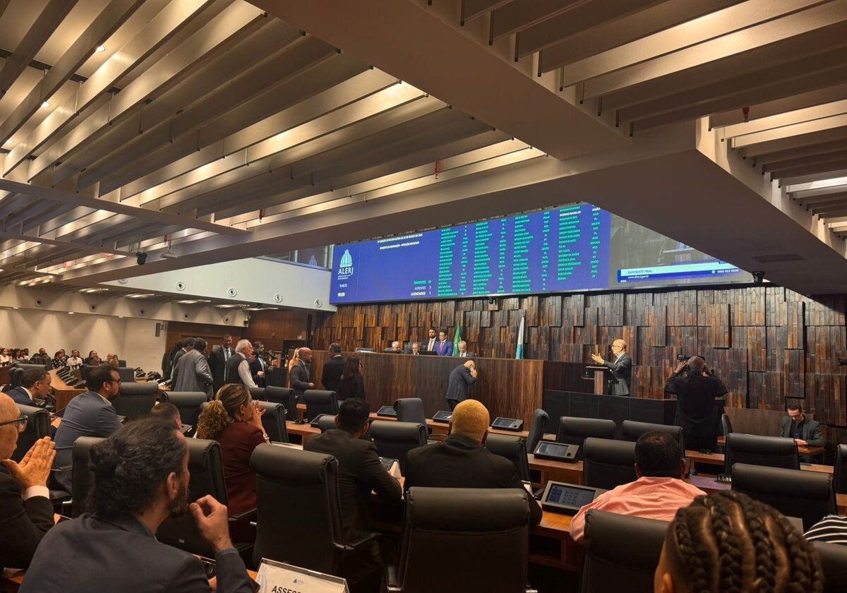 Articulações em torno da escolha de próximo presidente da Alerj movimentam bastidores