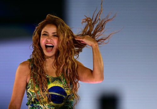 Qual o segredo de um hit da Copa?: Shakira aposta em música gravada no Maracanã