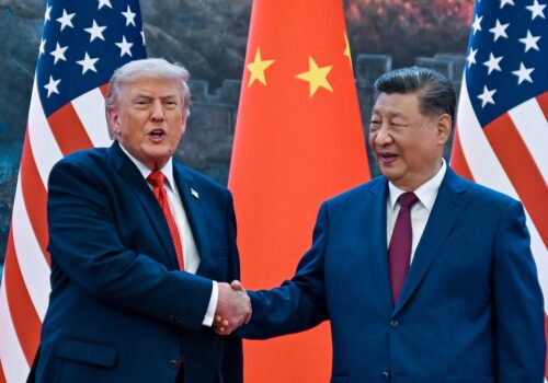 Xi Jinping deve visitar EUA no outono do hemisfério norte, diz mídia estatal chinesa