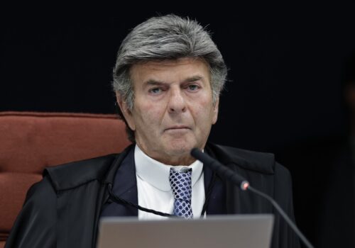 Fux vota para manter prisão de pai e primo de Daniel Vorcaro
