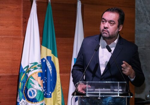 MPE pede correção de decisão que condenou Cláudio Castro por abuso de poder nas eleições de 2022 no RJ