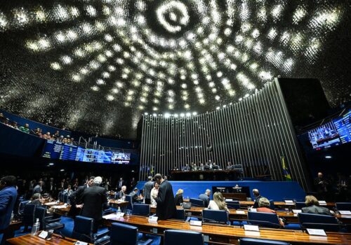 Após votação na Câmara, projeto que flexibiliza regras eleitorais para partidos segue para o Senado