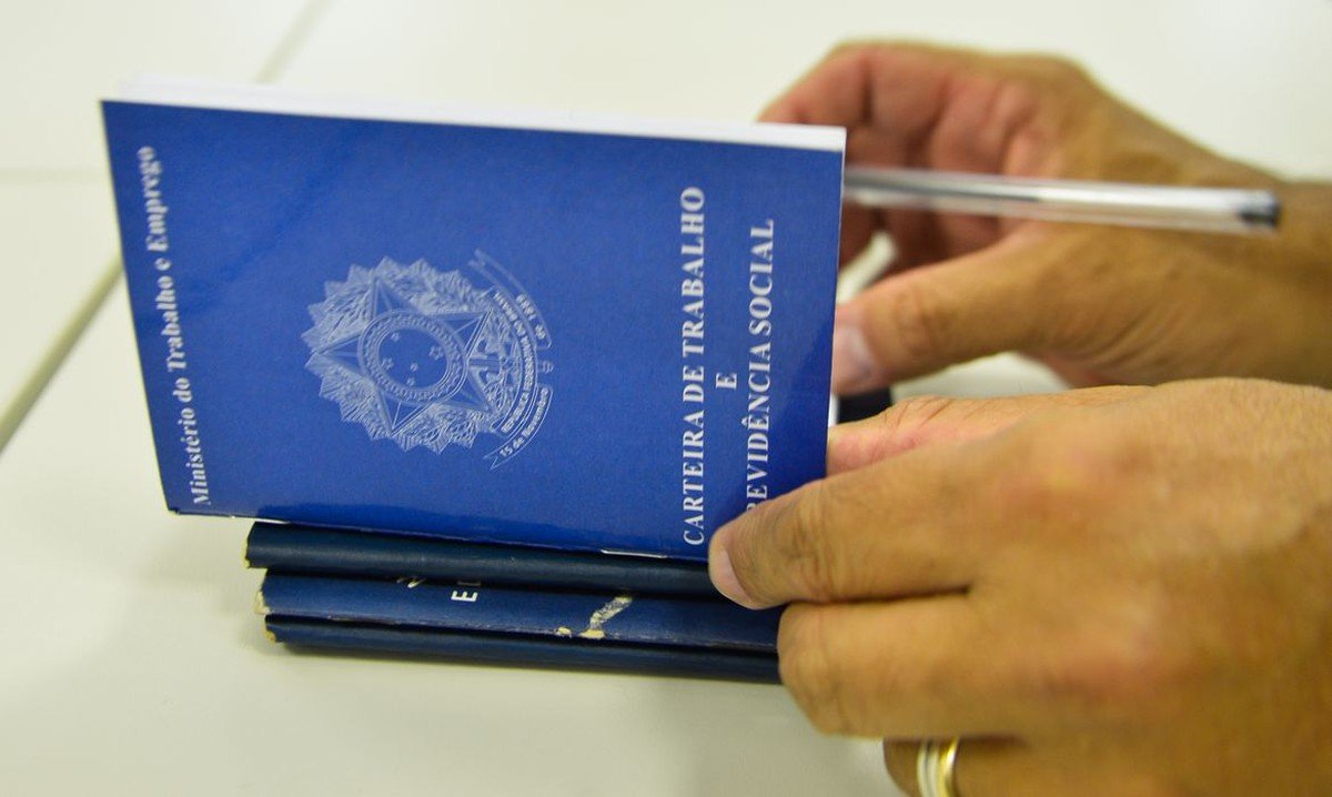 Governo lança campanha em defesa do fim da escala 6x1