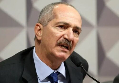 'Não atinge minha honra nem a dignidade pública', diz Aldo Rabelo após ser expulso do Democracia Cristã