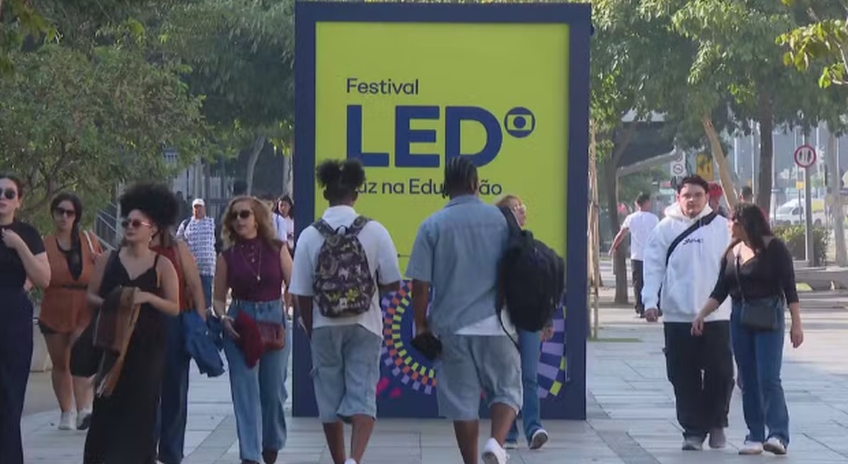 Debates sobre educação e tecnologia marcam o segundo dia do Festival LED