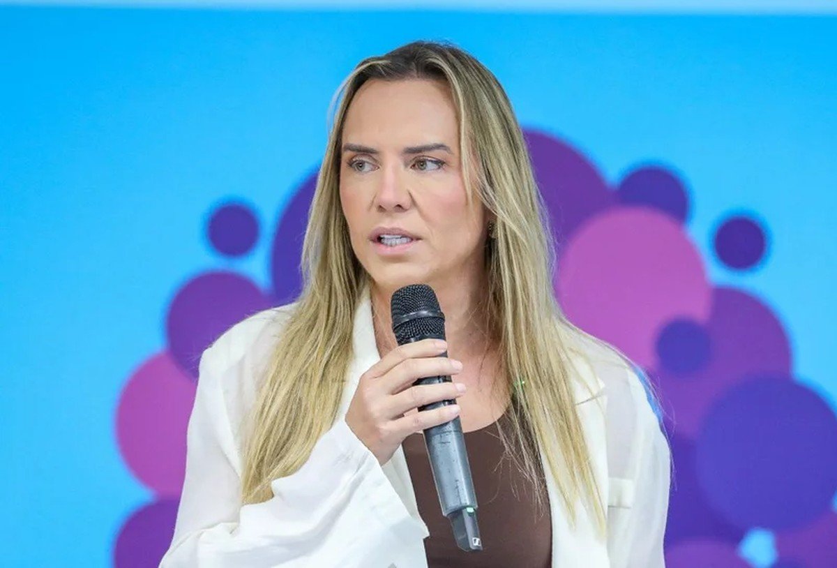 Celina Leão, governadora do DF, é internada com pneumotórax