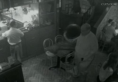 Ed Motta é intimado a prestar depoimento sobre confusão em restaurante