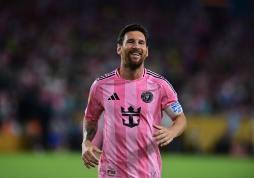 Messi tem sobrecarga muscular na coxa esquerda, informa Inter Miami às vésperas da Copa