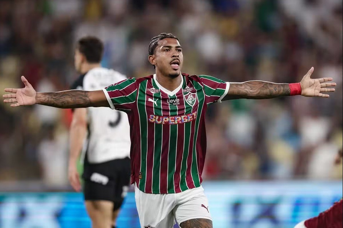 Onde assistir a Fluminense x Vitória pelo Brasileirão e aos outros jogos deste sábado (9)