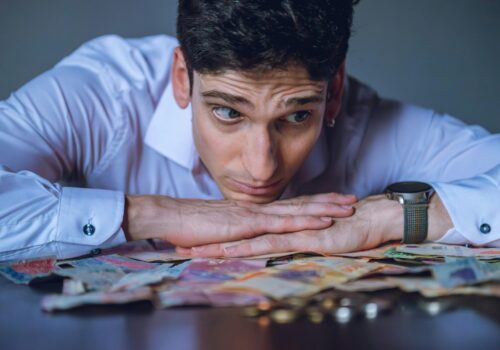 O que rende mais: CDB ou Tesouro Reserva?