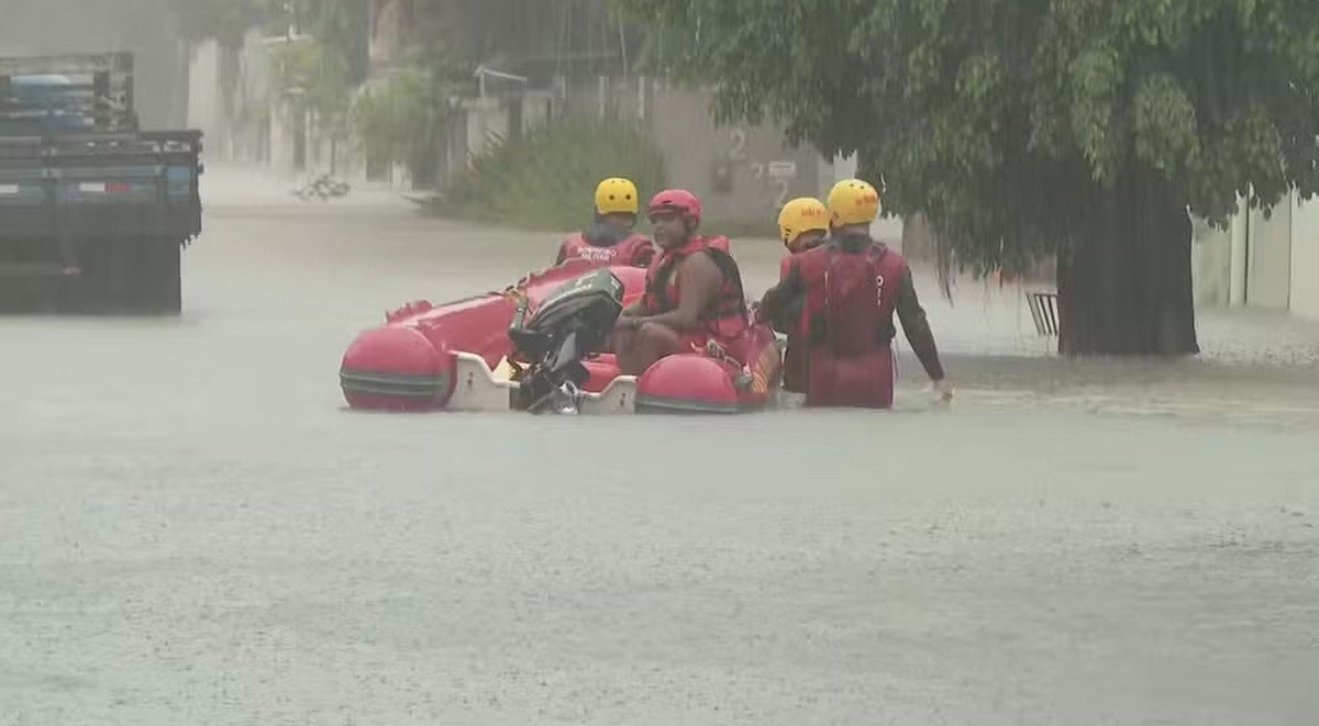Sobe para cinco o número de mortos durante temporal em Pernambuco