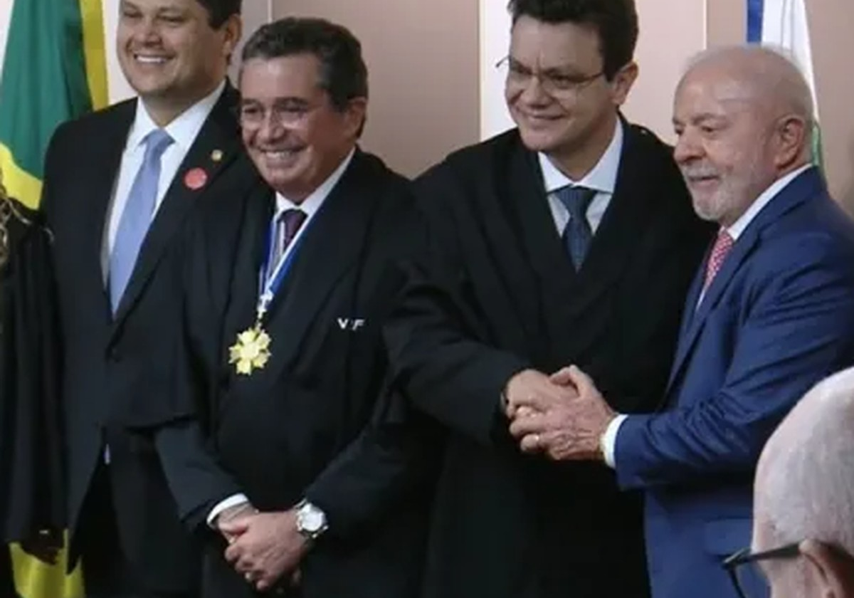 Clima entre Lula e Alcolumbre marca posse de Odair Cunha no TCU