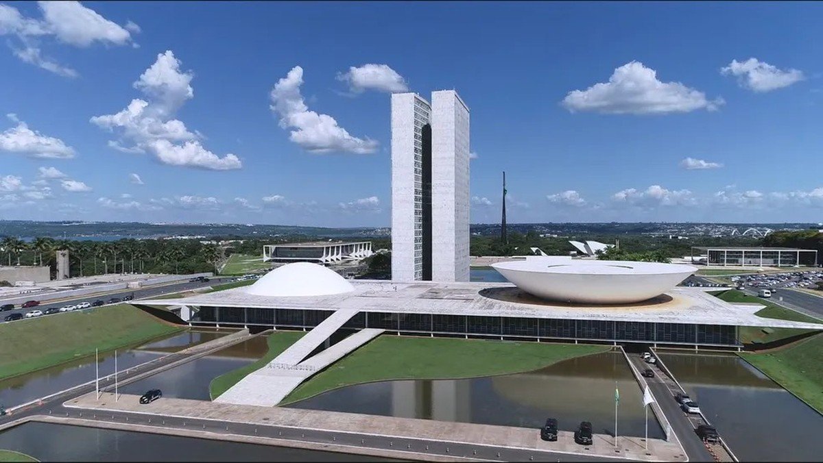 Após aprovação na Câmara, Senado acelera debate sobre exploração de terras raras