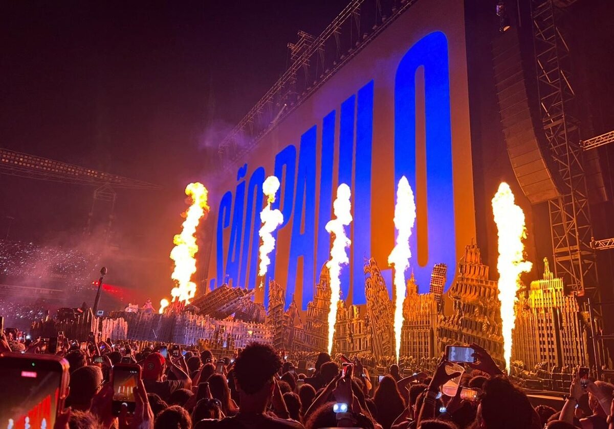 VÍDEO: com casa cheia e clima de despedida, The Weeknd encerra turnê mundial em São Paulo