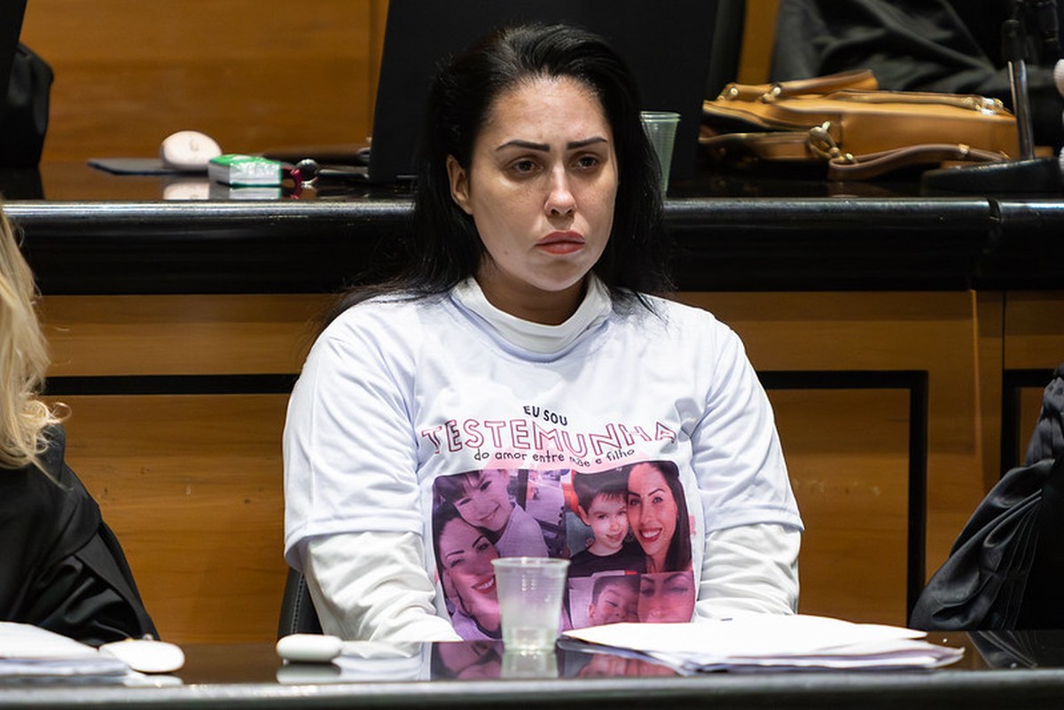 Após receber perdão judicial, Monique Medeiros é solta da prisão