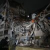 Equipes brasileiras participam de 'corrida contra o tempo' atrás de sobreviventes do terremoto na Venezuela