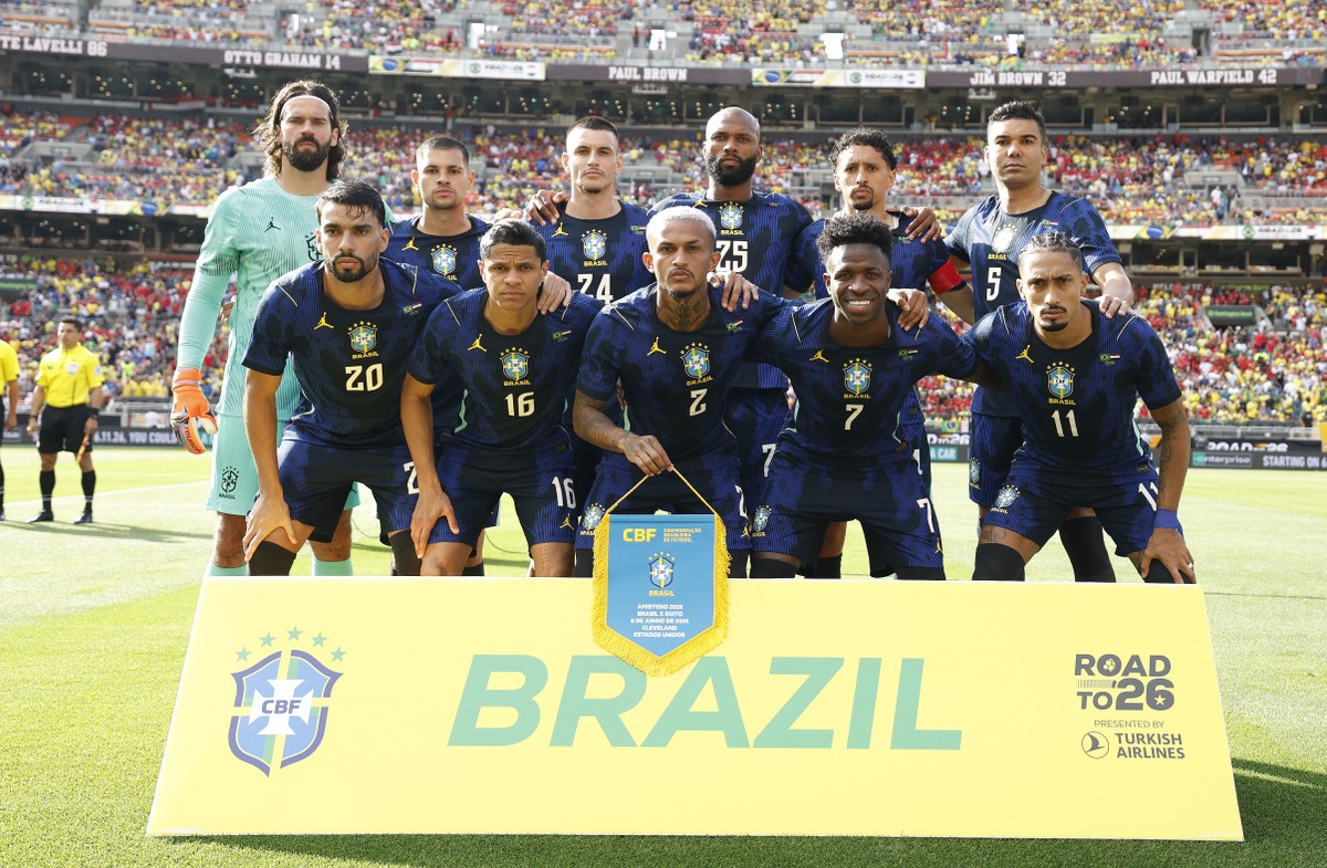 Brasil vence Egito em último amistoso antes da Copa do Mundo