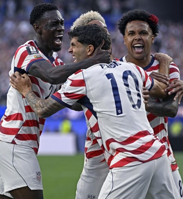 Estados Unidos vencem Austrália e garantem vaga no mata-mata da Copa do Mundo 2026