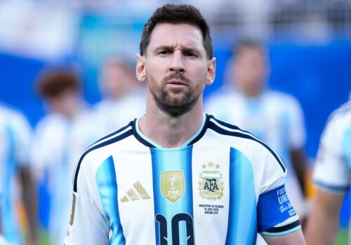 Messi ocupa lugar acima de Maradona no imaginário dos argentinos, afirma Ariel Palacios