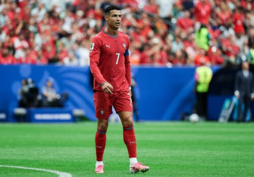 Com dois de Cristiano Ronaldo, Portugal goleia Uzbequistão na 2ª rodada da Copa do Mundo