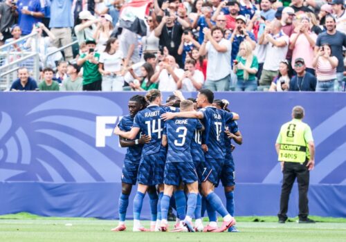 Mbappé brilha e França vence o Iraque por 3 a 0