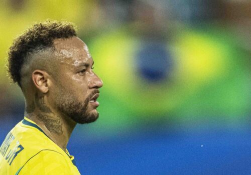 Neymar responde 'guru' alemão errou previsão sobre Brasil na Copa