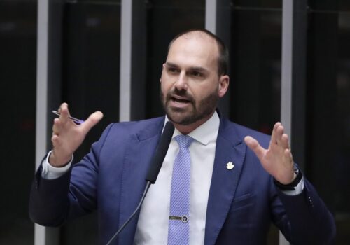 Eduardo Bolsonaro nega defender substituição do Pix por sistema dos EUA: 'Patifaria'