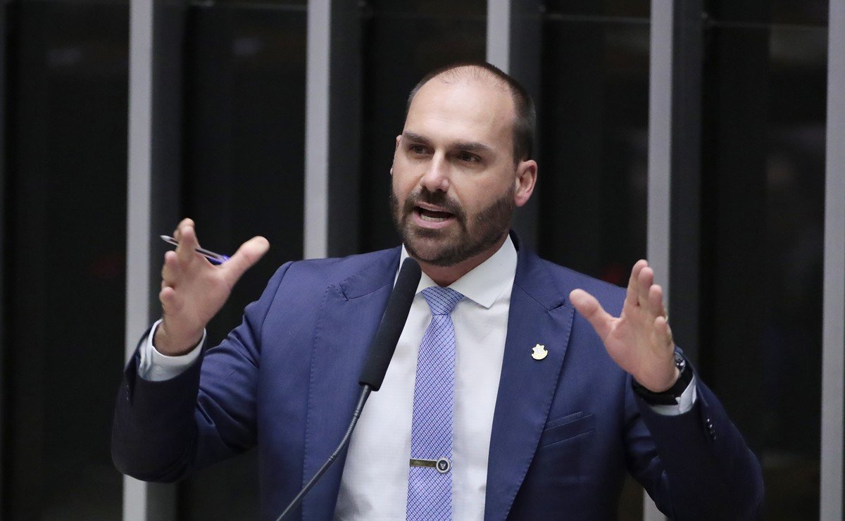 Eduardo Bolsonaro nega defender substituição do Pix por sistema dos EUA: 'Patifaria'