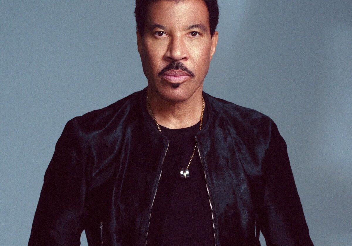Lionel Richie anuncia show único em São Paulo em dezembro