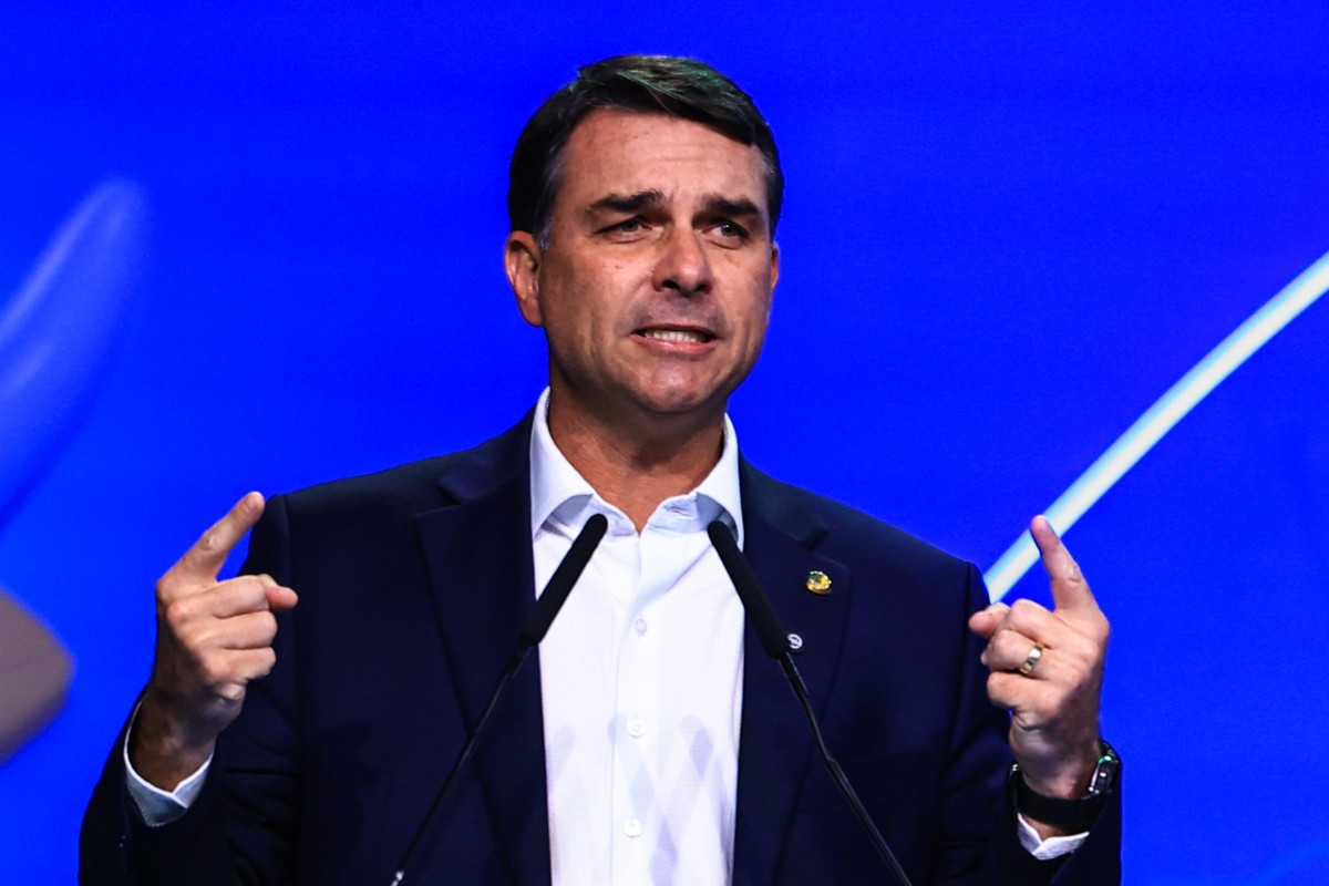 Flávio Bolsonaro afirma que decisões do STF geram insegurança jurídica no país