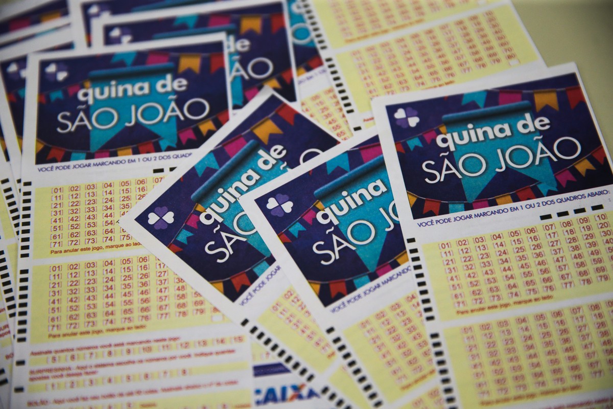 Quina de São João sorteia prêmio estimado em R$ 260 milhões neste domingo (28); saiba como assistir