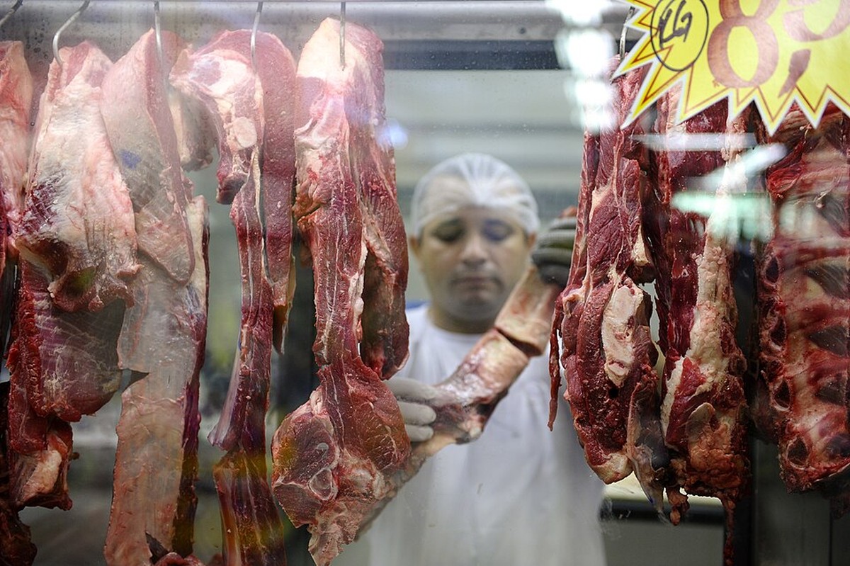 UE oficializa exclusão do Brasil de lista sanitária e pode barrar exportação de carnes a partir de setembro